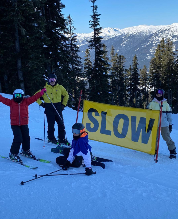 小贝一家滑雪度假!这待遇太爽