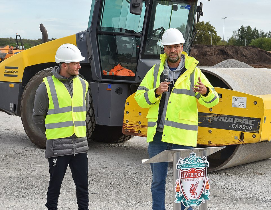 克洛普亮相工地