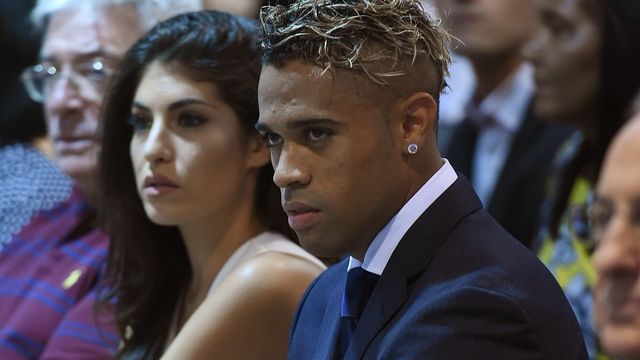 马里亚诺女友惊艳抢镜