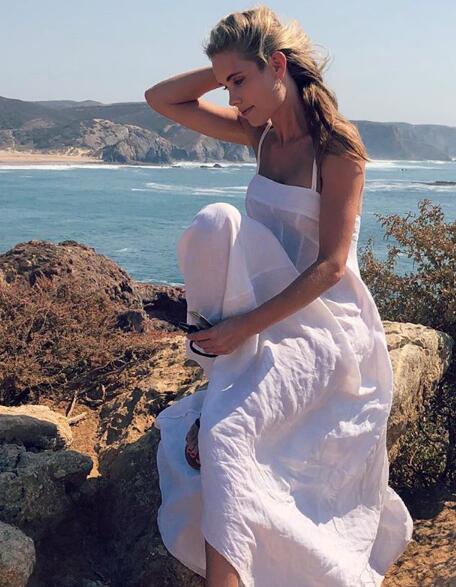 菲戈44岁妻子外型犹如20岁女郎