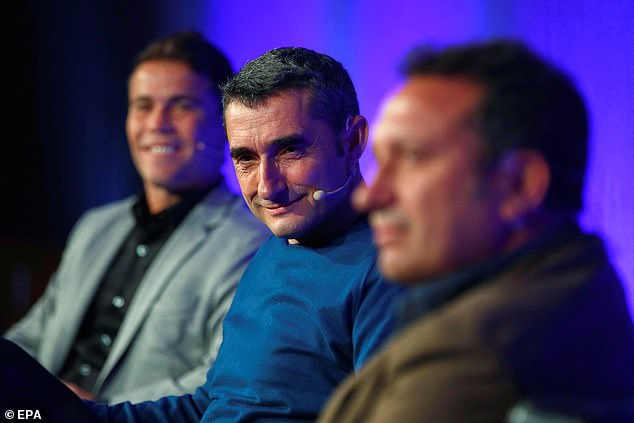 巴萨主帅出席缅怀克鲁伊夫