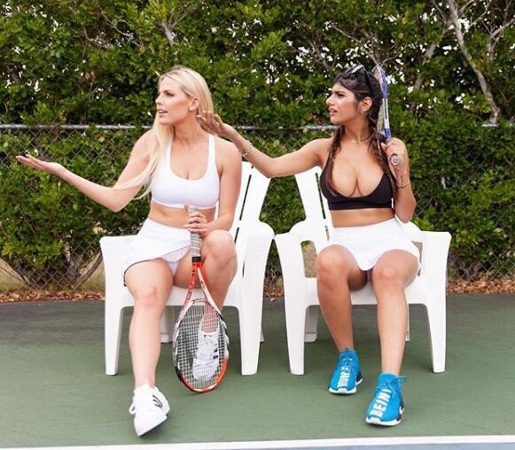 英超美女球迷 伦敦藏不住她