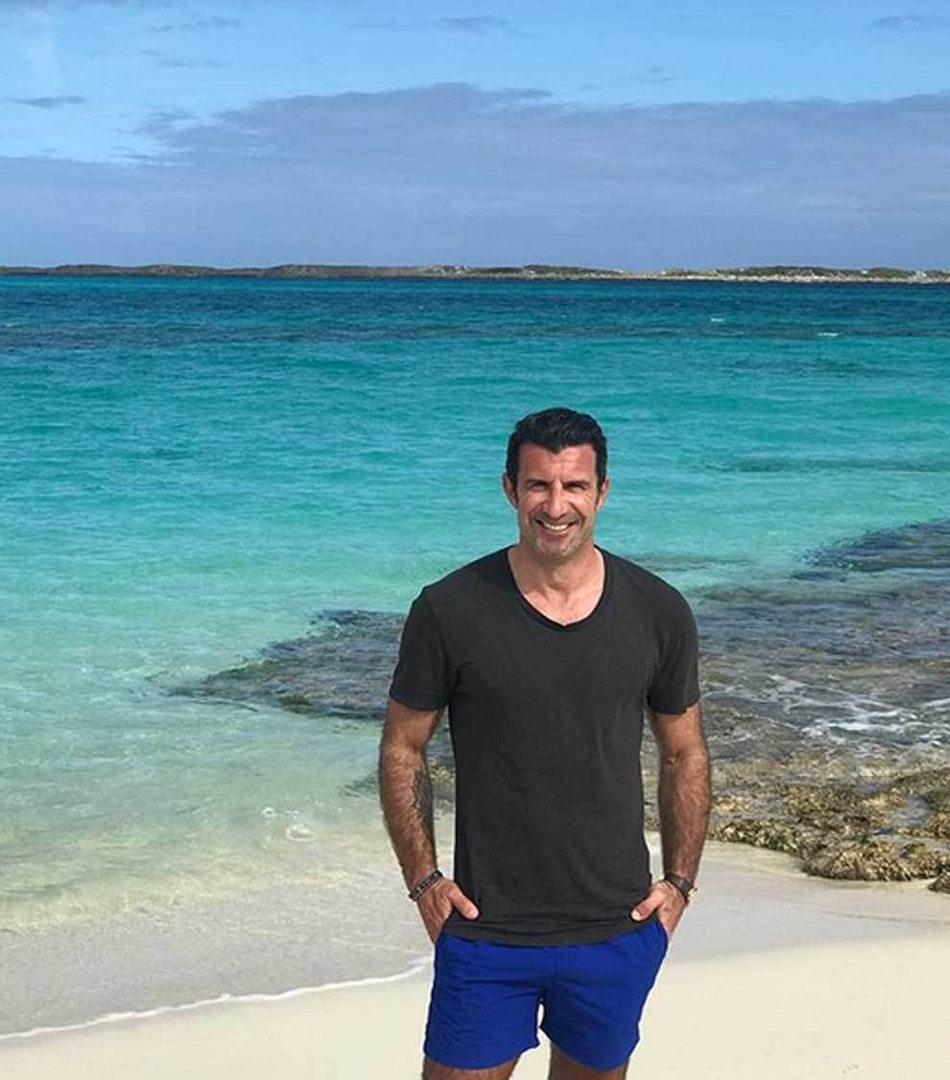 菲戈44岁妻子外型犹如20岁女郎