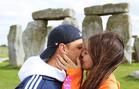 迷倒小豌豆的澳洲美女旅行家