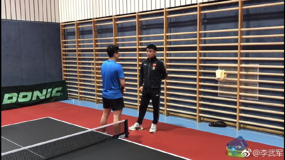 国乒备战世乒赛进行适应性训练