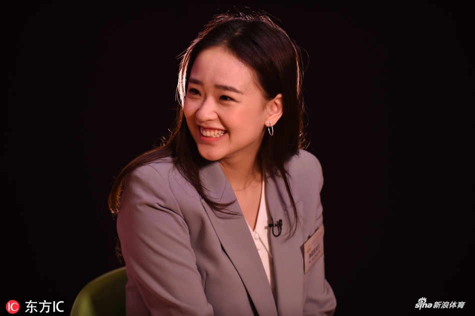 孙妍在现身女皇杯 昔日艺体萝莉仙气飘飘