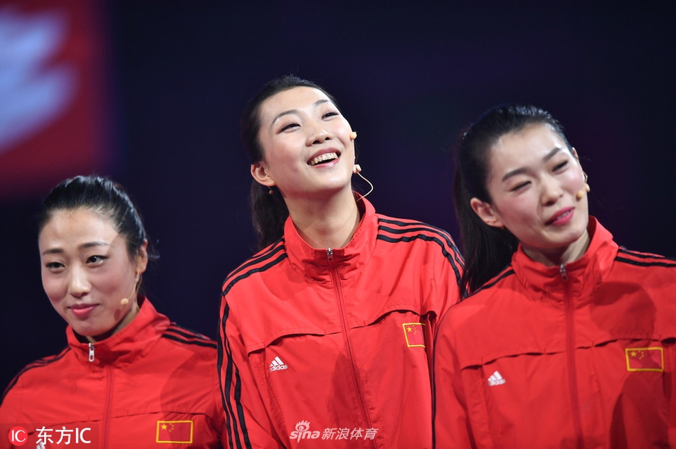 跨年演唱会郎平武大靖等明星亮相