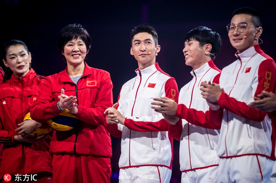 跨年演唱会郎平武大靖等明星亮相