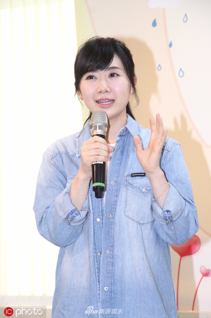 江宏杰福原爱情侣装恩爱甜蜜