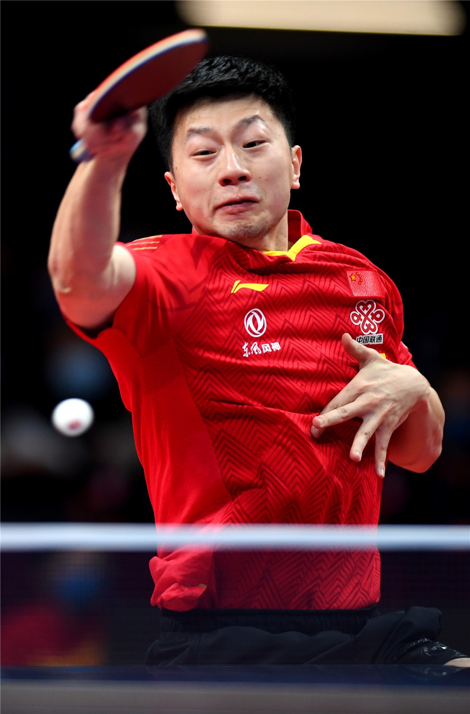 总决赛马龙胜许昕晋级决赛