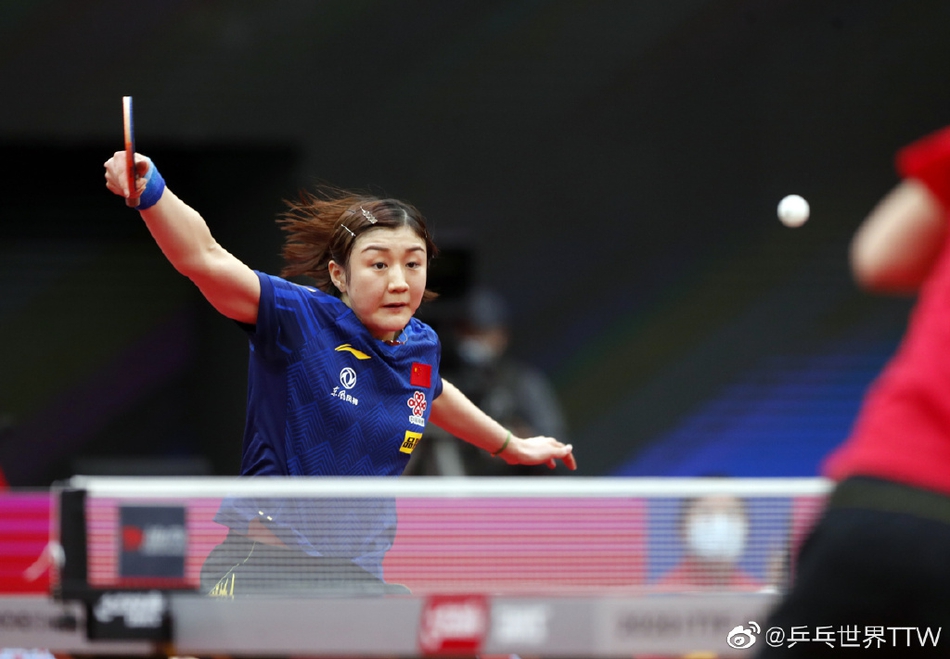 世界杯陈梦胜孙颖莎夺冠