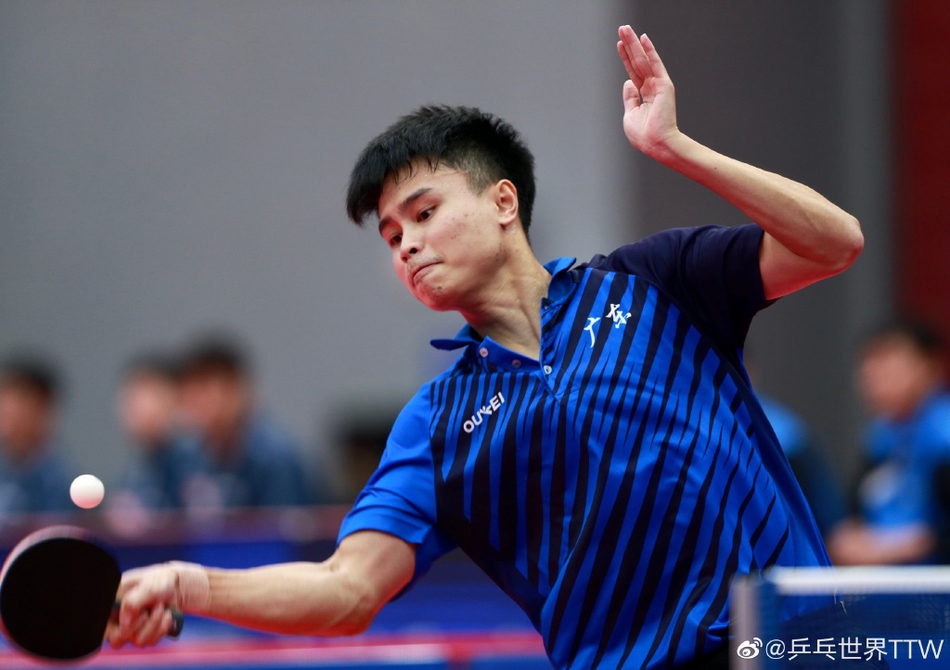 乒乓球全锦赛半决赛精彩瞬间