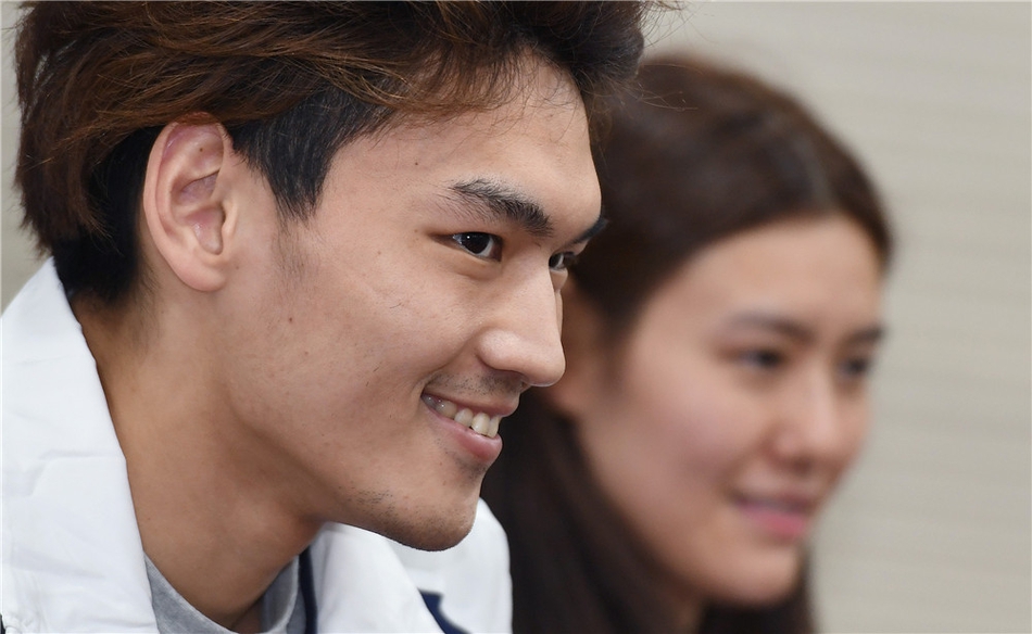 全国游泳冠军发布会举行