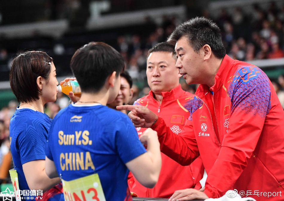 世界杯国乒女队晋级四强