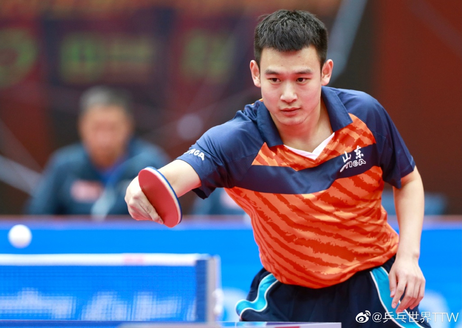 乒乓球全锦赛半决赛精彩瞬间