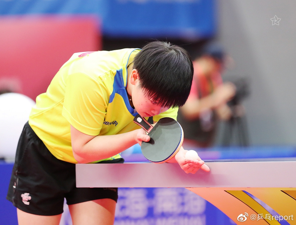 全锦赛孙颖莎率队夺女团冠军