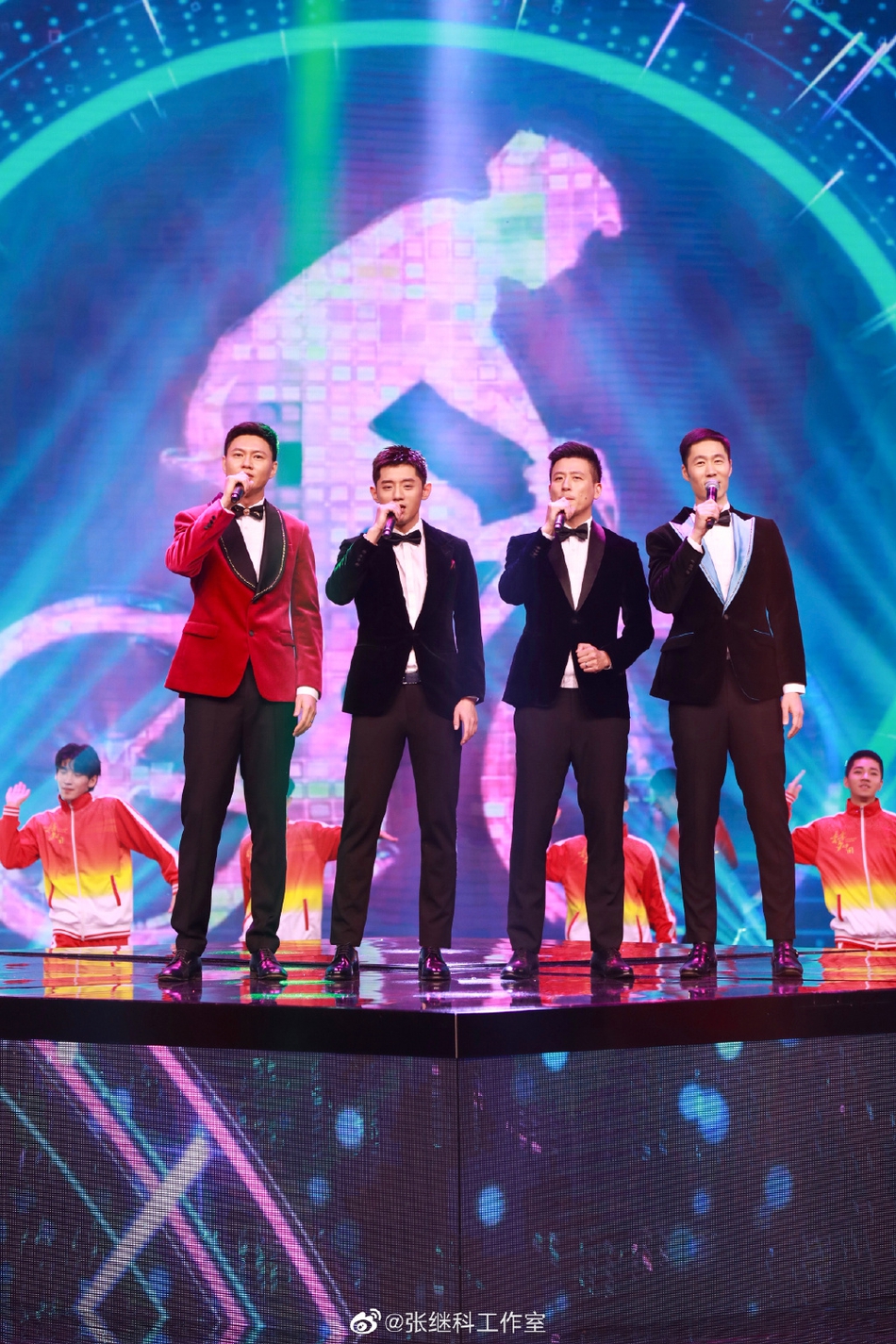 张继科王励勤蔡S仲满参加元宵晚会