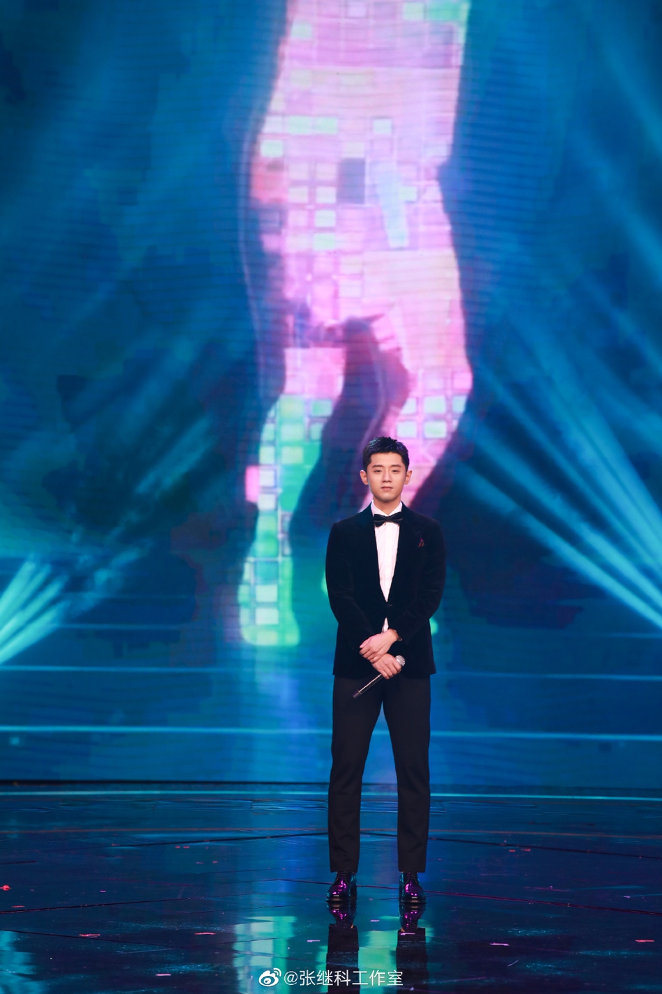 张继科王励勤蔡S仲满参加元宵晚会