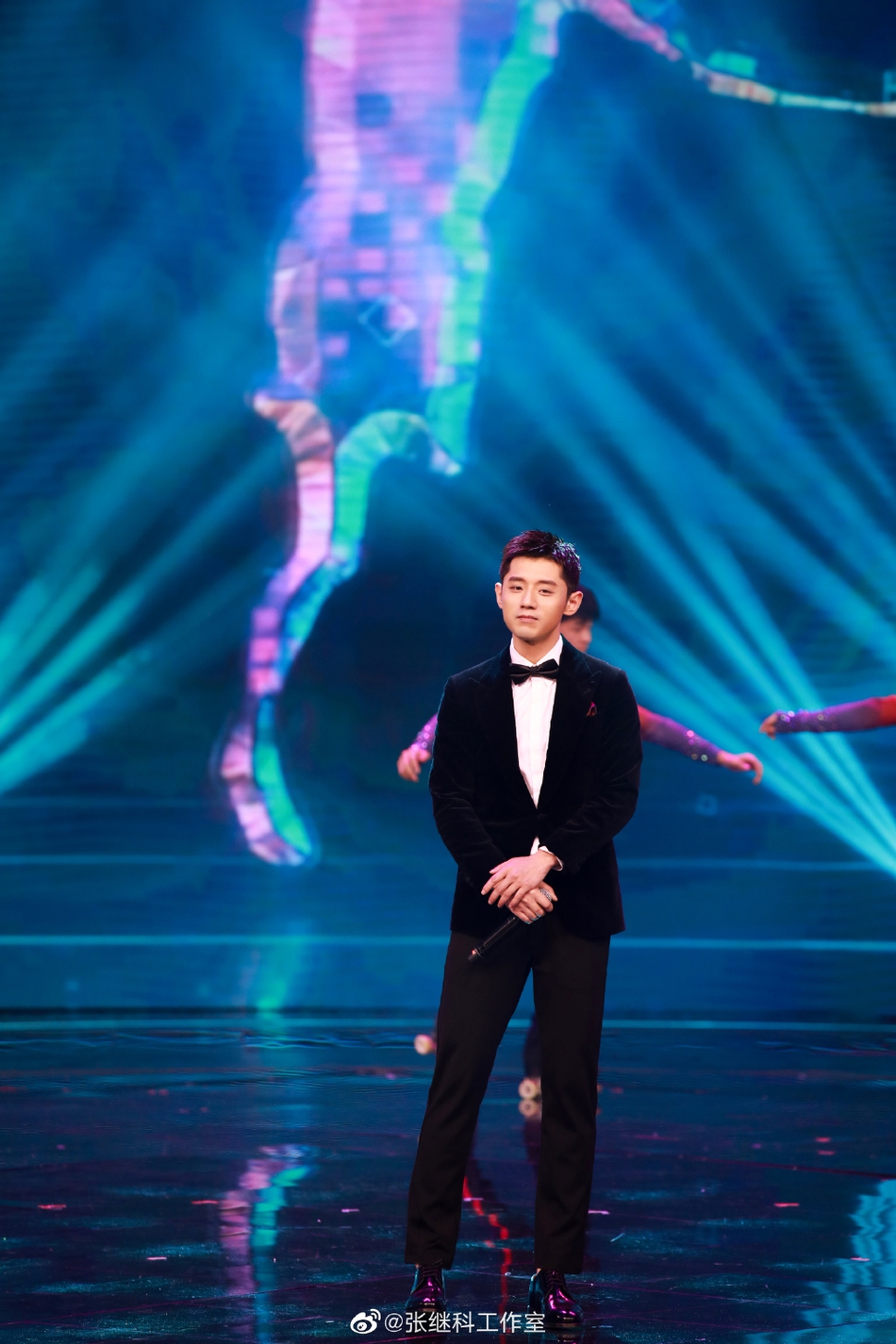 张继科王励勤蔡S仲满参加元宵晚会