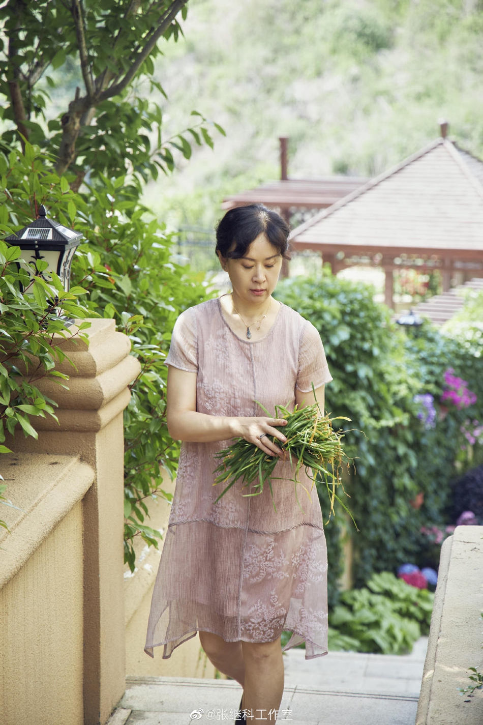 惠若琪与张继科一家合影