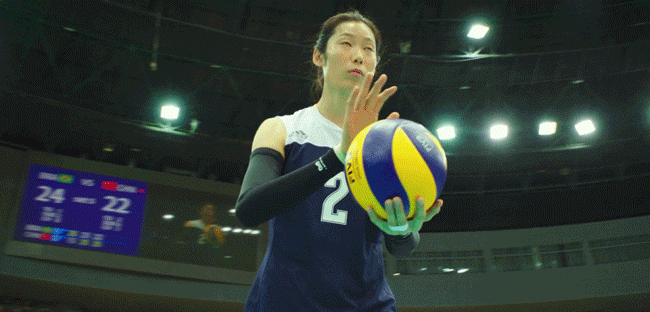 《中国女排》朱婷巩俐同框