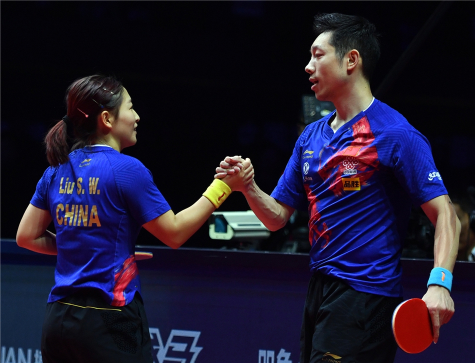 总决赛许昕/刘诗雯混双夺冠
