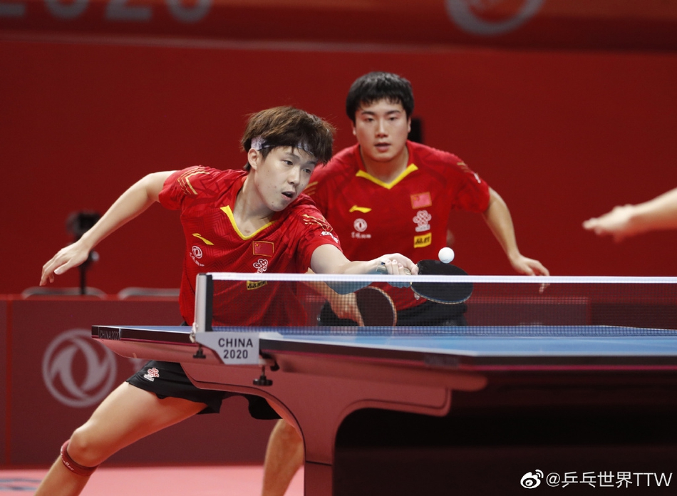 模拟赛马龙许昕樊振东男团夺冠