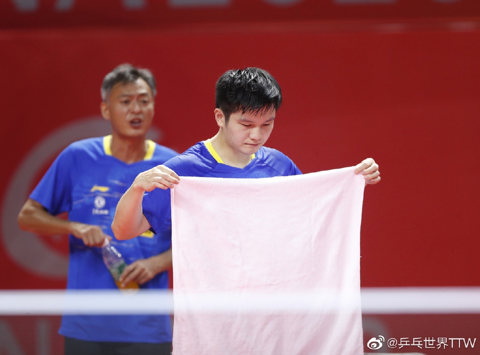 模拟赛樊振东2-4梁靖无缘决赛