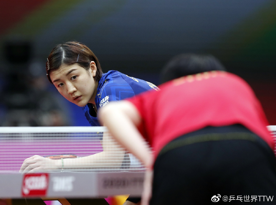 世界杯陈梦胜孙颖莎夺冠