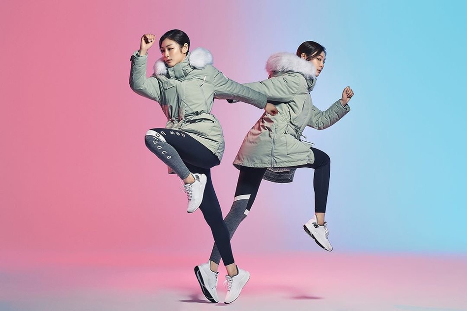 金妍儿拍运动写真小秀马甲线