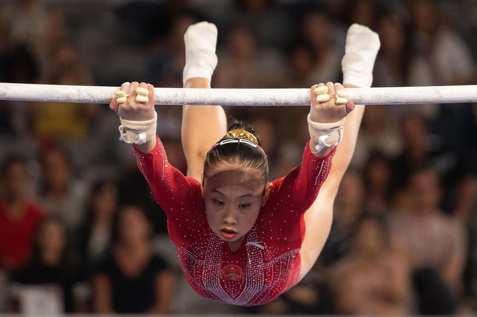 世界杯墨尔本站中国包揽高低杠冠亚