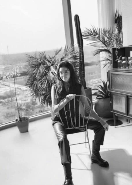 郎平女儿拍摄写真成熟知性