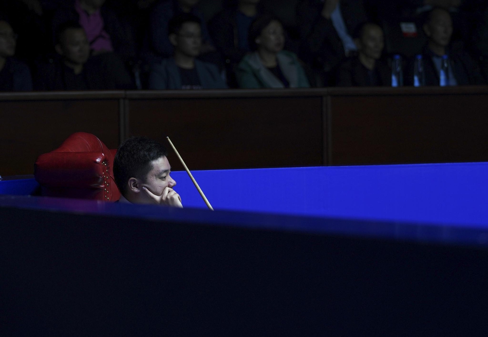 西藏斯诺克巅峰对决 丁俊晖4-4塞尔比