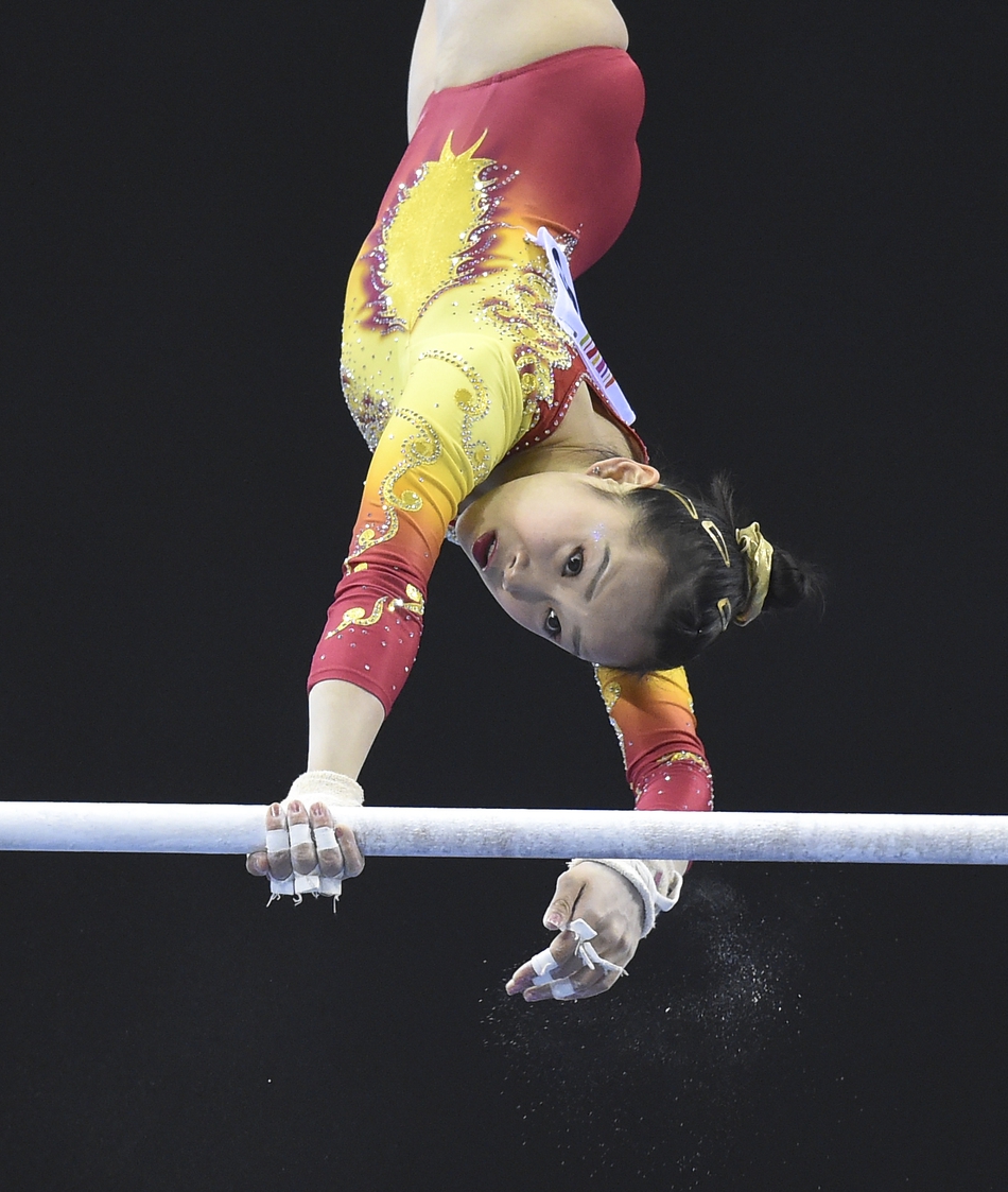 世界杯卡塔尔站范忆琳获高低杠亚军