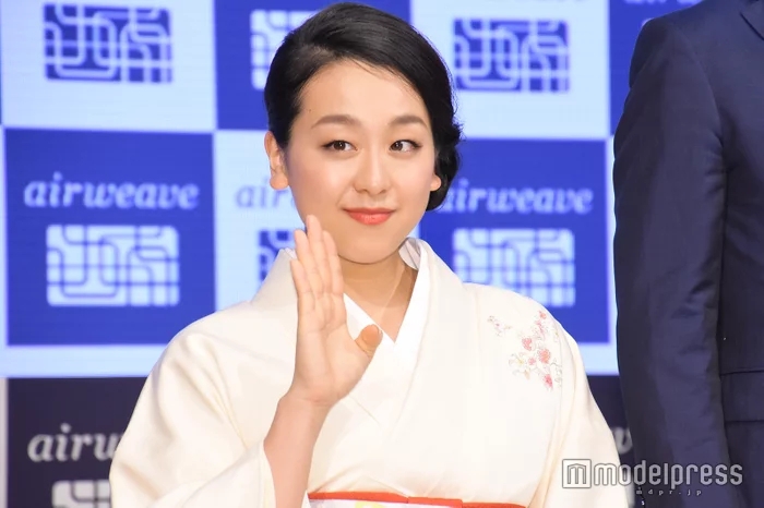 浅田真央石川佳纯同台比美