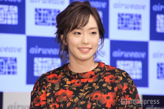 浅田真央石川佳纯同台比美