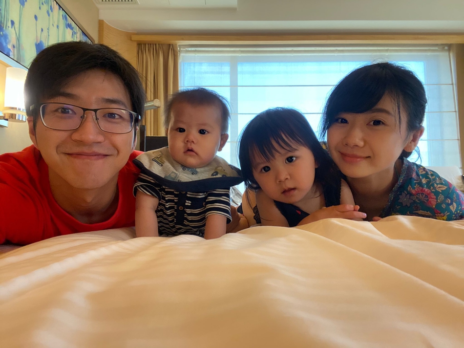 福原爱晒一家四口合影