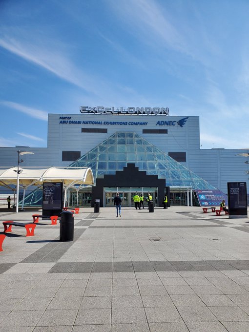 伦敦奥运场馆改成方舱医院