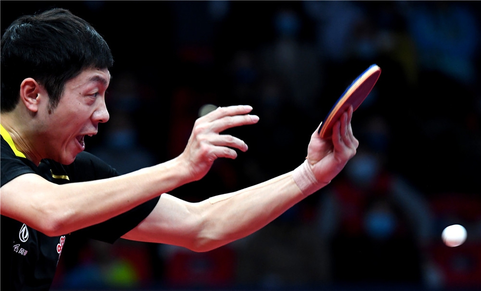 总决赛马龙胜许昕晋级决赛