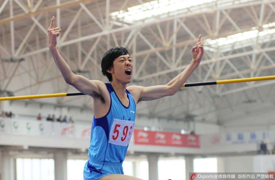 “谐星”张国伟的体育人生