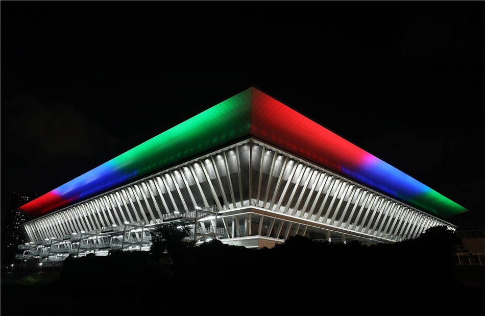 东京标志建筑亮灯纪念残奥会倒计时一周年