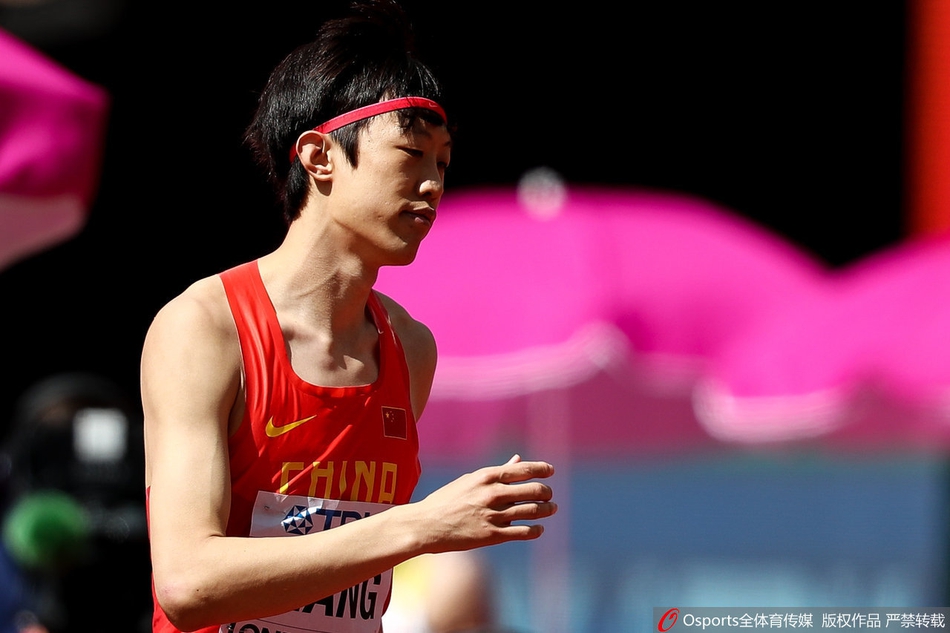 “谐星”张国伟的体育人生