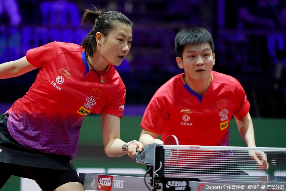 世乒赛丁宁樊振东3-0美国组合