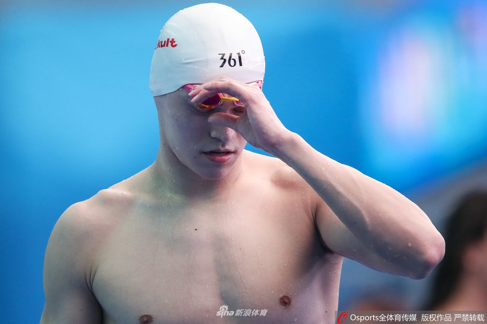 世锦赛800自预赛：孙杨晋级