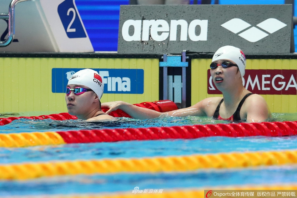 世锦赛50仰：傅园慧进半决赛