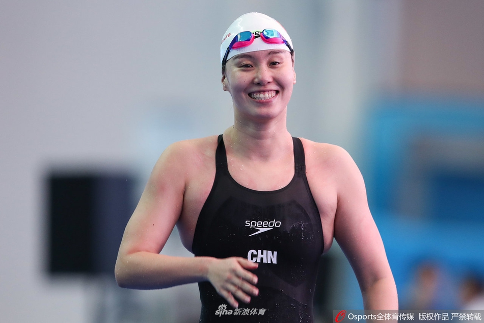 世锦赛50仰：傅园慧进半决赛