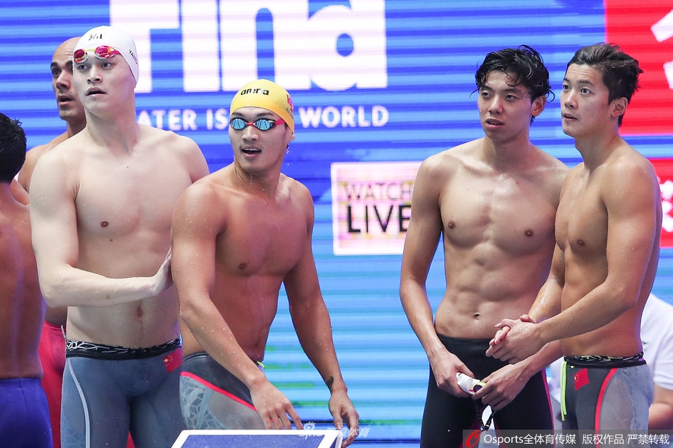 世锦赛4x200自孙杨与队友进决赛
