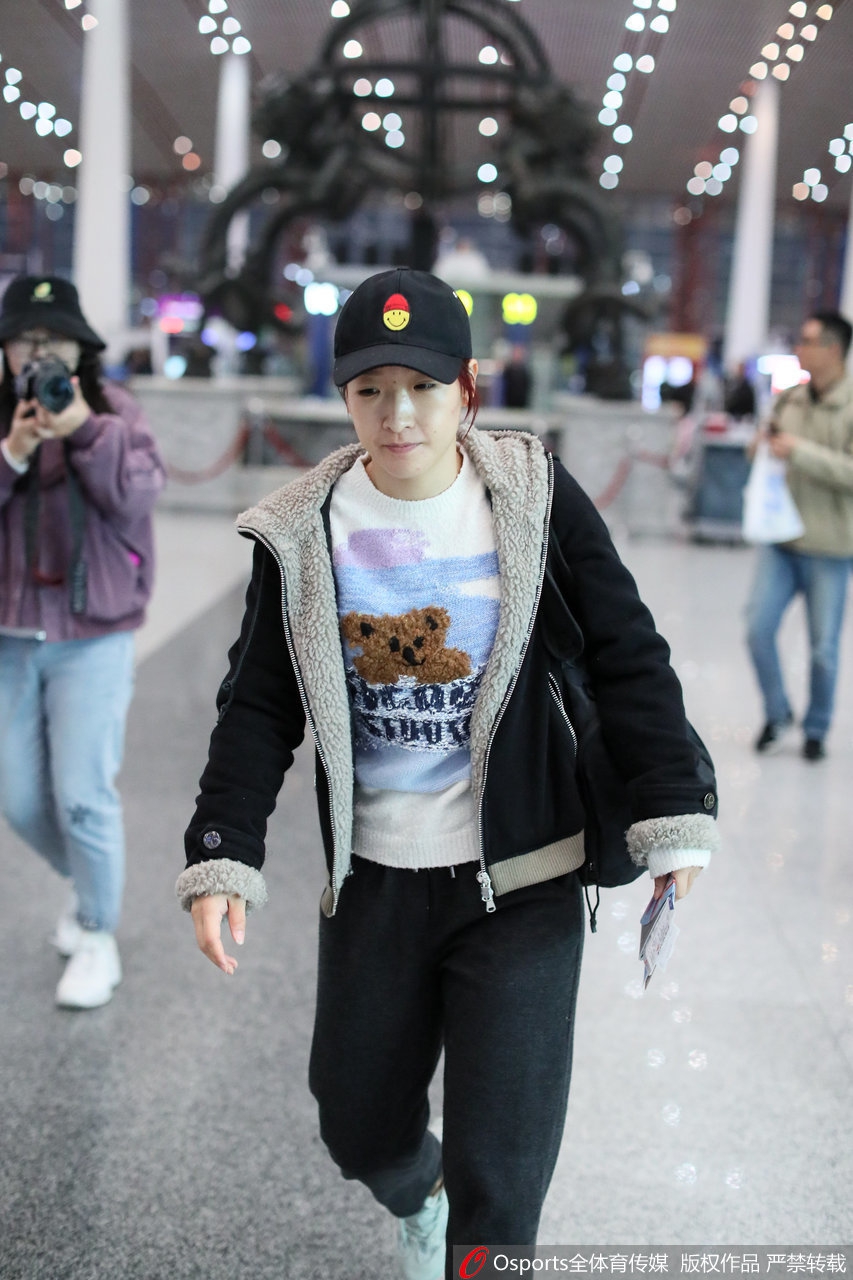 国乒清晨赶赴东京世界杯团体赛