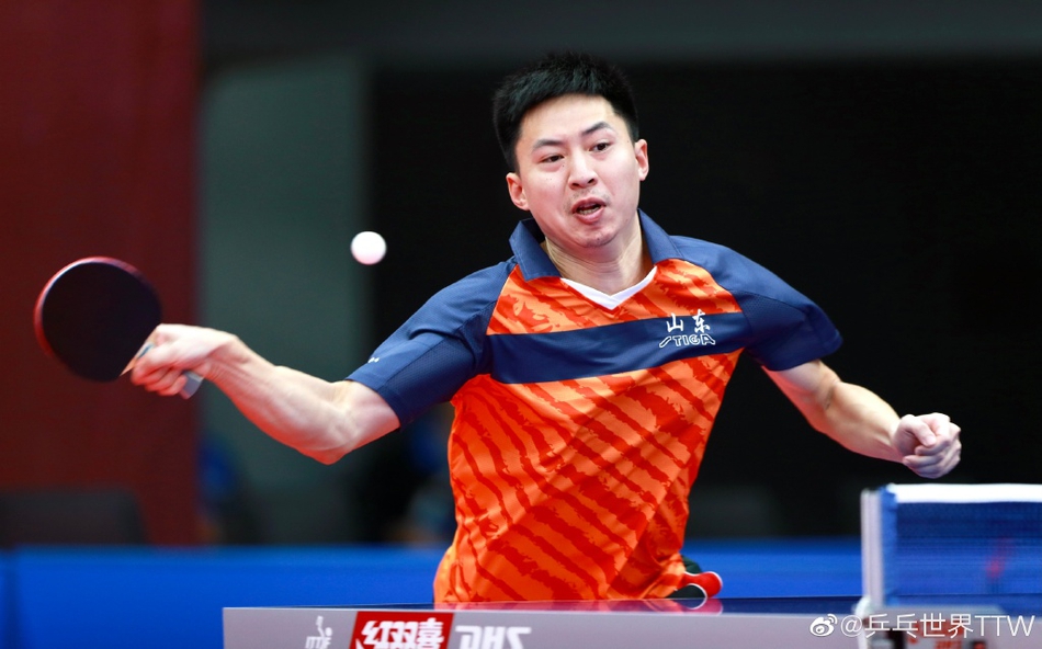 乒乓球全锦赛团体1/4决赛精彩瞬间