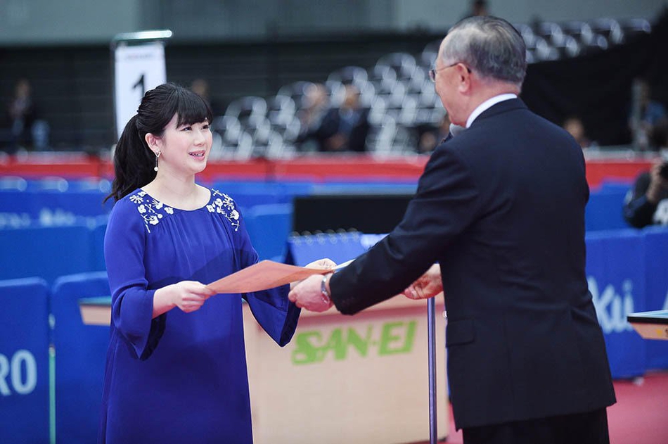 福原爱获得日本乒协特别功劳奖